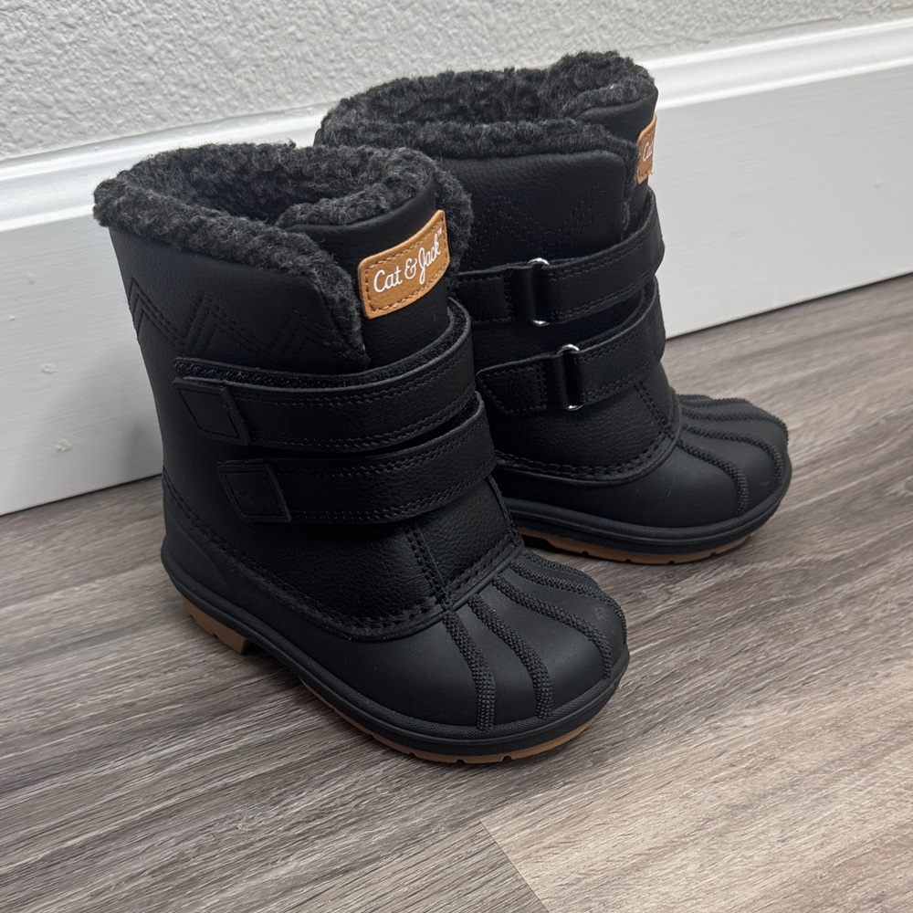 Cat & Jack Black Kids Snow Boots with Faux Fur Trim and Brown Accents
